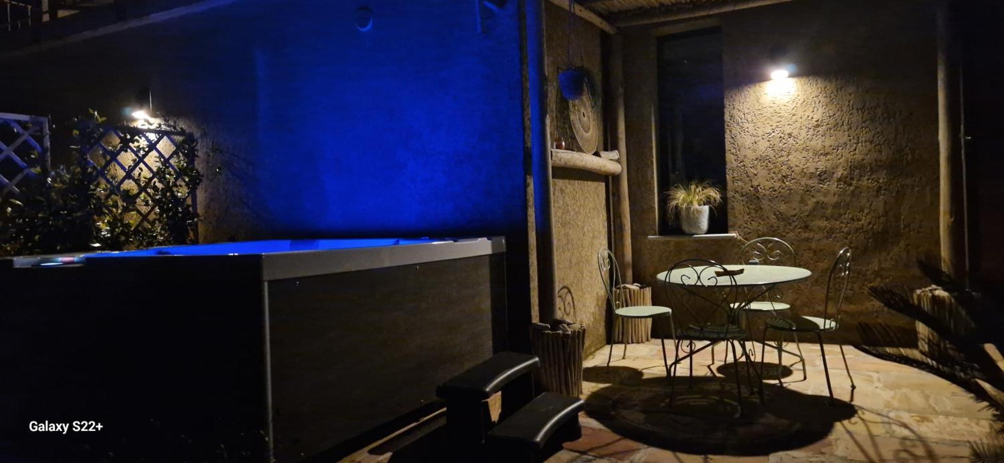 A Pasturella, Jacuzzi Spa Venzolasca ภายนอก รูปภาพ